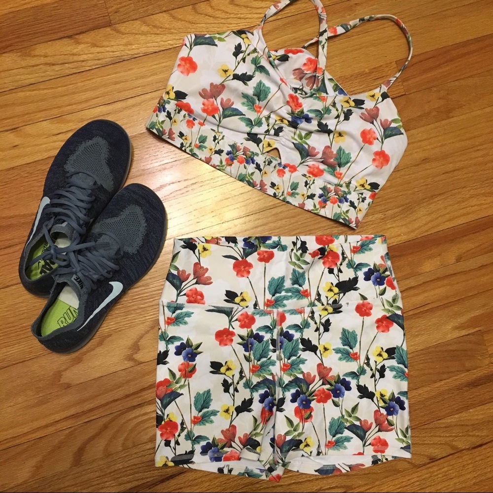High waisted Spandex Shorts NWOT